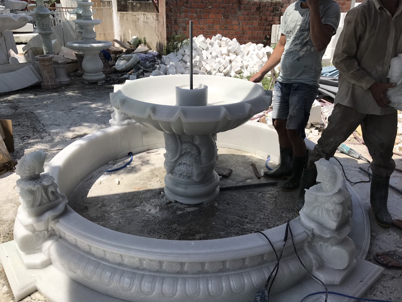 Đài phun nước cá chép Đài phun nước cá chép