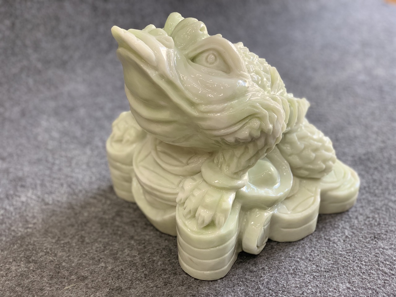 Thiềm thừ ngậm tiền vàng cẩm thạch trắng Thiềm thừ ngậm tiền vàng cẩm thạch trắng